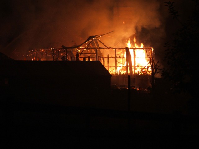 Tanker 4-9 assisted Intercourse Fire Co. on this barn fire on Centerville Road...7/2/05